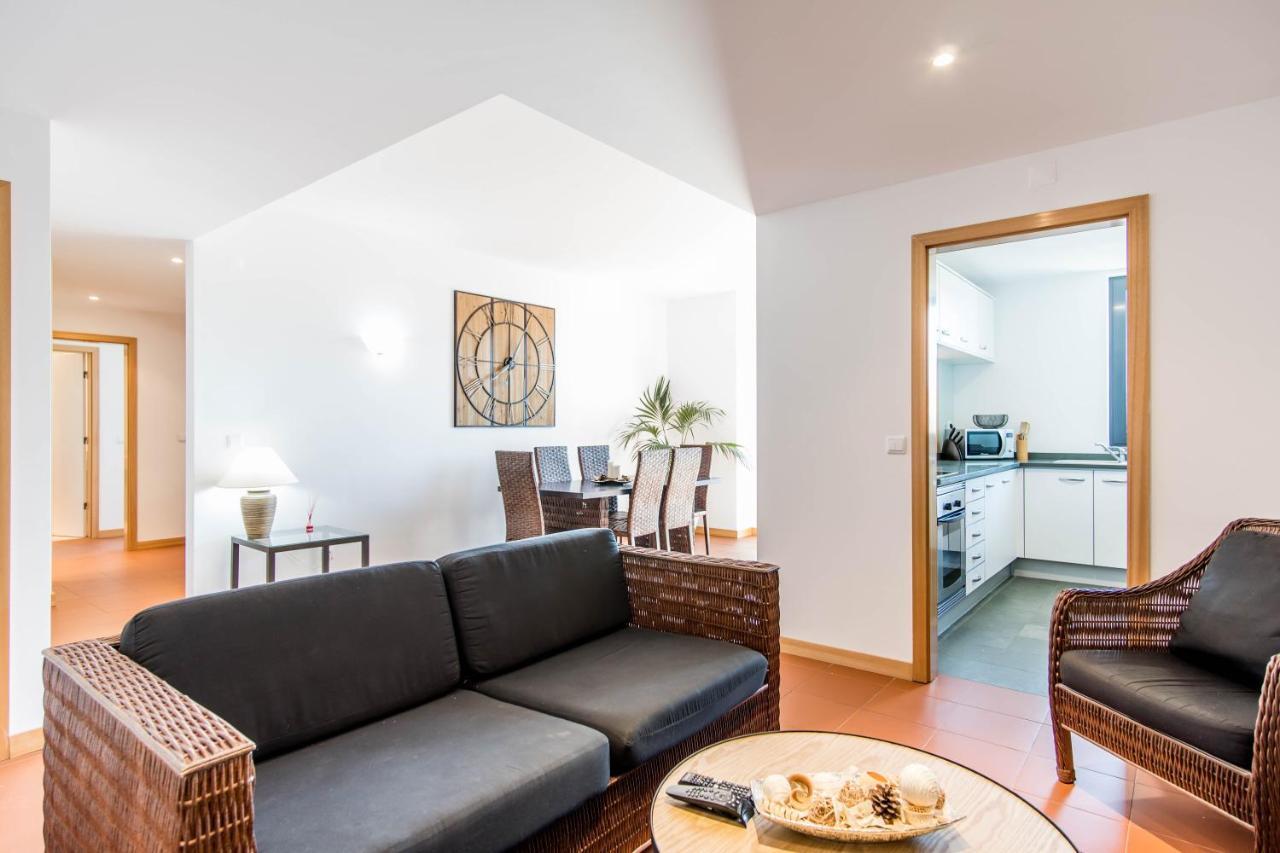 Superbe Appartement Spacieux Avec Terrasse Vue Piscine Vilamoura Luaran gambar
